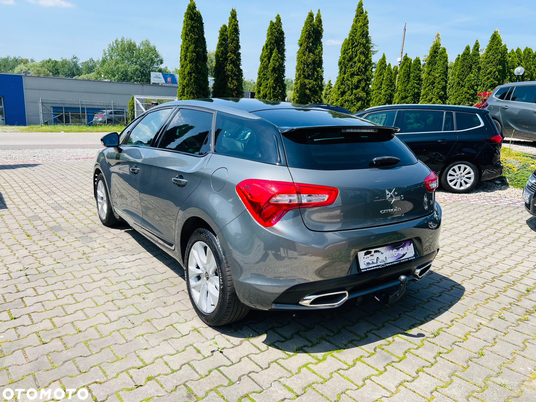 Citroën DS5 1.6 THP SoChic - 5