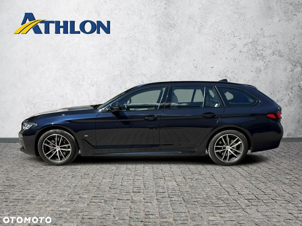 BMW Seria 5 530i xDrive mHEV M Sport sport - 2