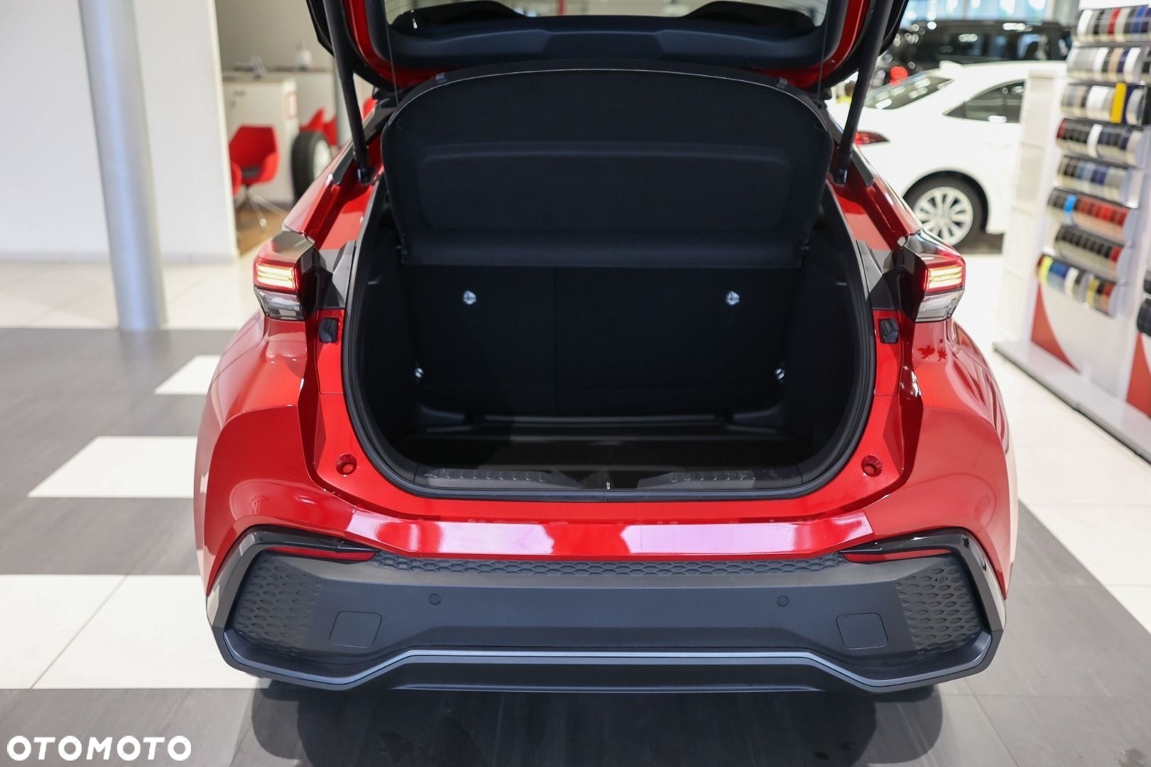 Toyota C-HR - 28