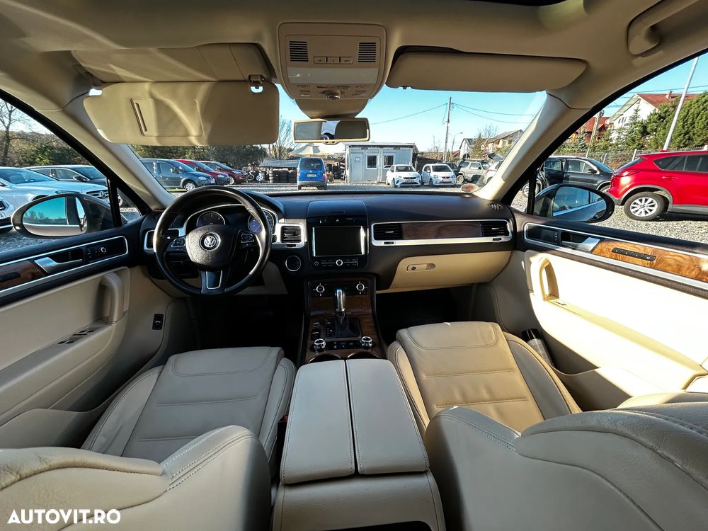 Volkswagen Touareg - 12