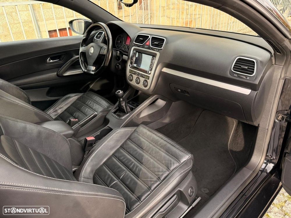 VW Scirocco 2.0 TDI Sport - 12
