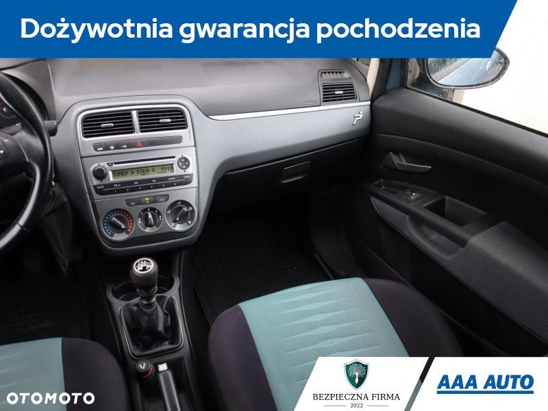 Fiat Grande Punto - 10
