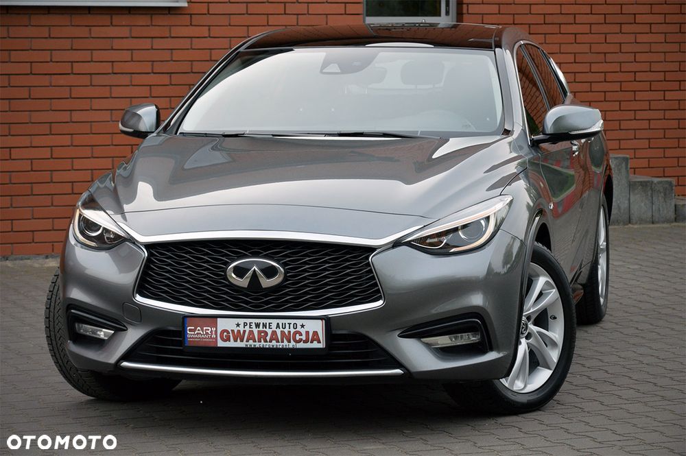 Infiniti Q30 2.2d DCT AWD City Black Edition - 2