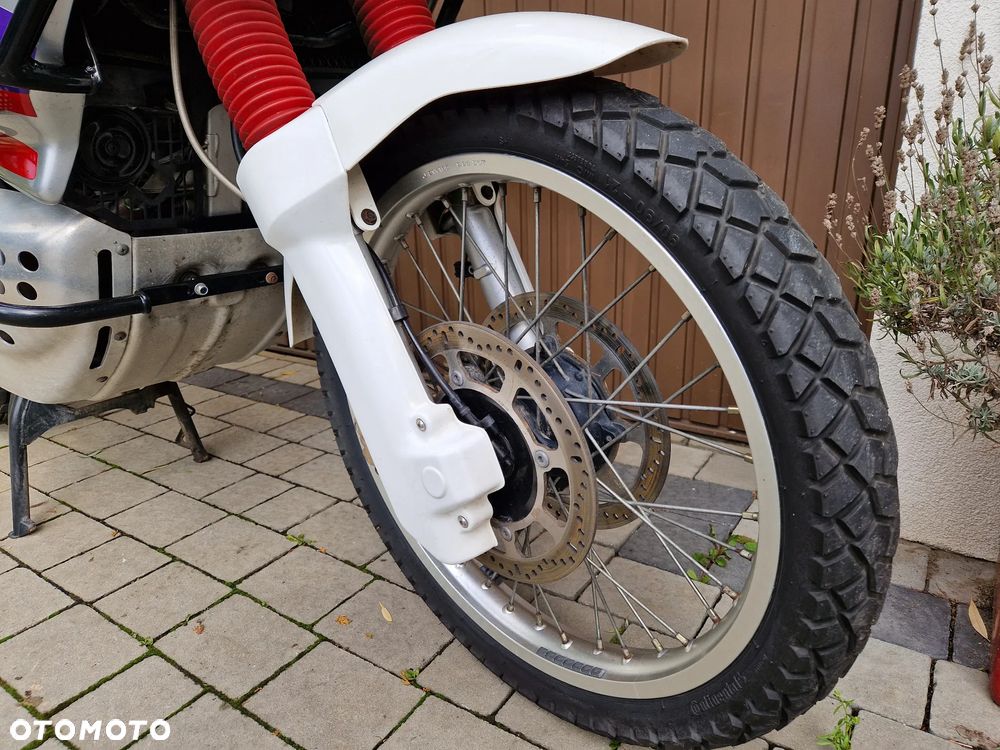 Honda XRV - 7