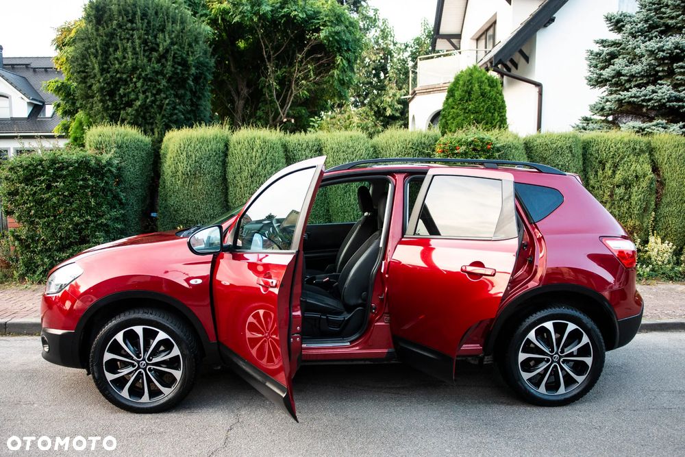 Nissan Qashqai 2.0 CVT tekna - 16