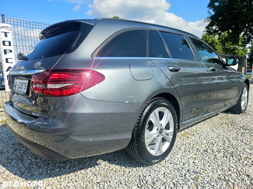 Mercedes-Benz Klasa C 220 d 4Matic T 9G-TRONIC - 19