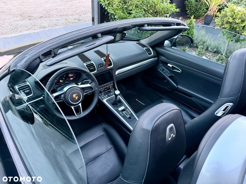 Porsche Boxster Black Edition - 15