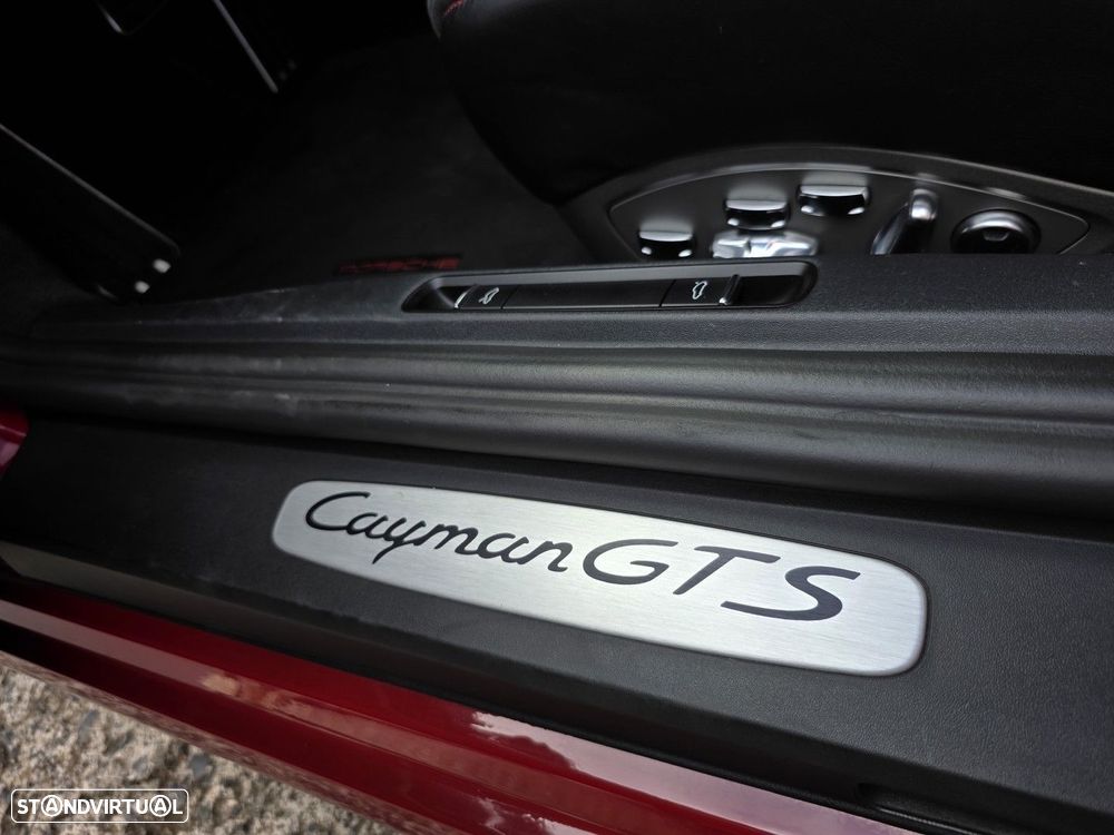 Porsche 718 Cayman 4.0 GTS PDK - 46