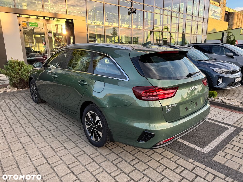 Kia Ceed 1.5 T-GDI M - 8