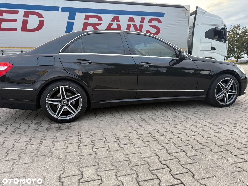 Mercedes-Benz Klasa E 350 CDI 4-Matic BlueEff Avantgarde - 16