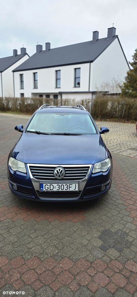 Volkswagen Passat 2.0 TDI Highline - 2