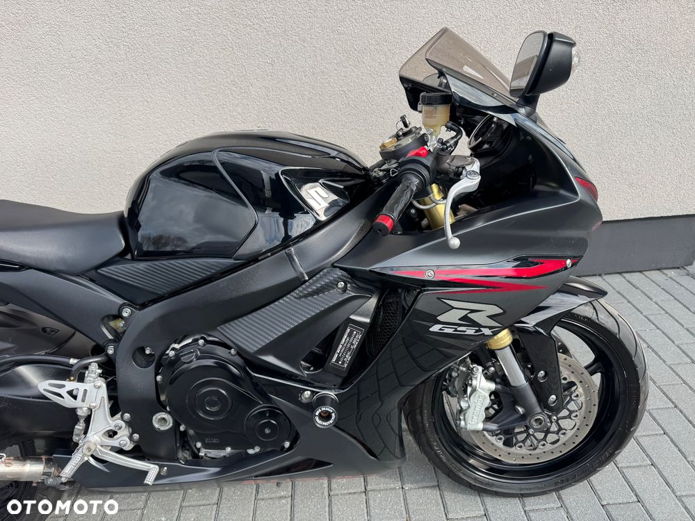 Suzuki GSX-R - 4