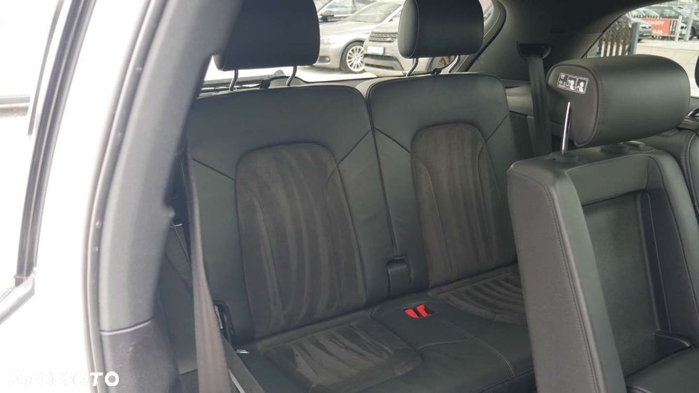 Audi Q7 - 24