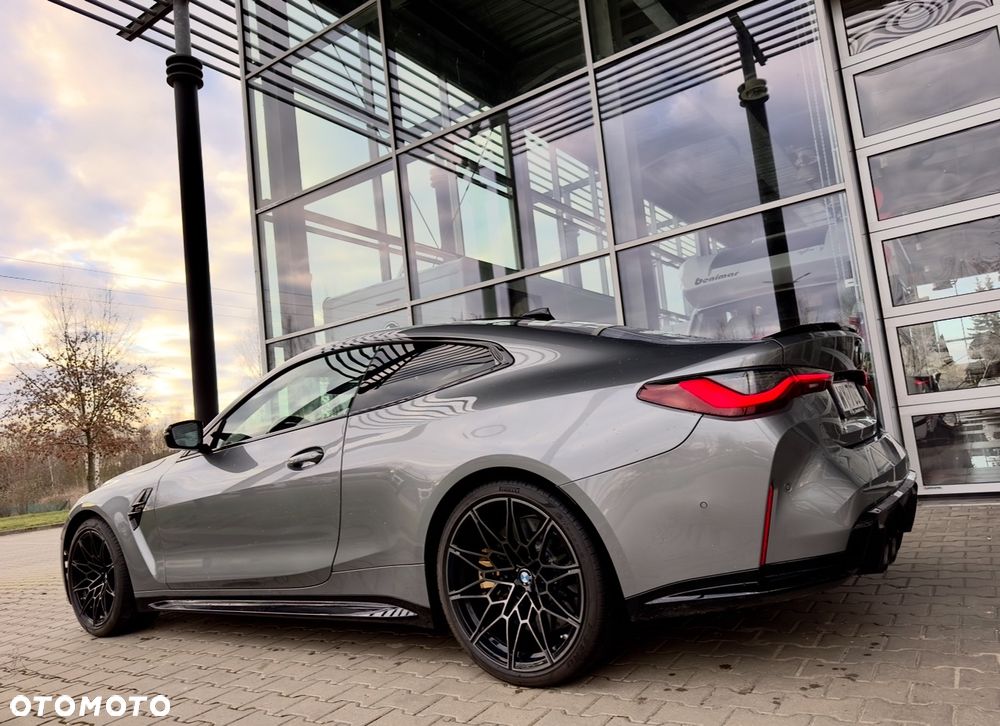 BMW M4 Competition M xDrive sport - 2