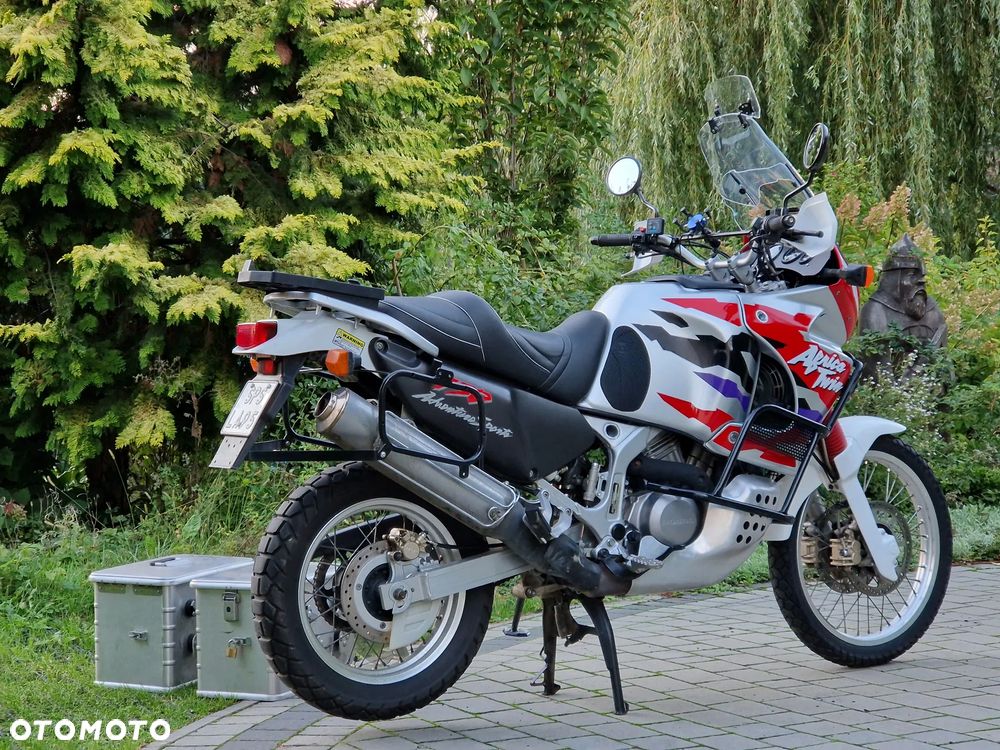 Honda XRV - 11