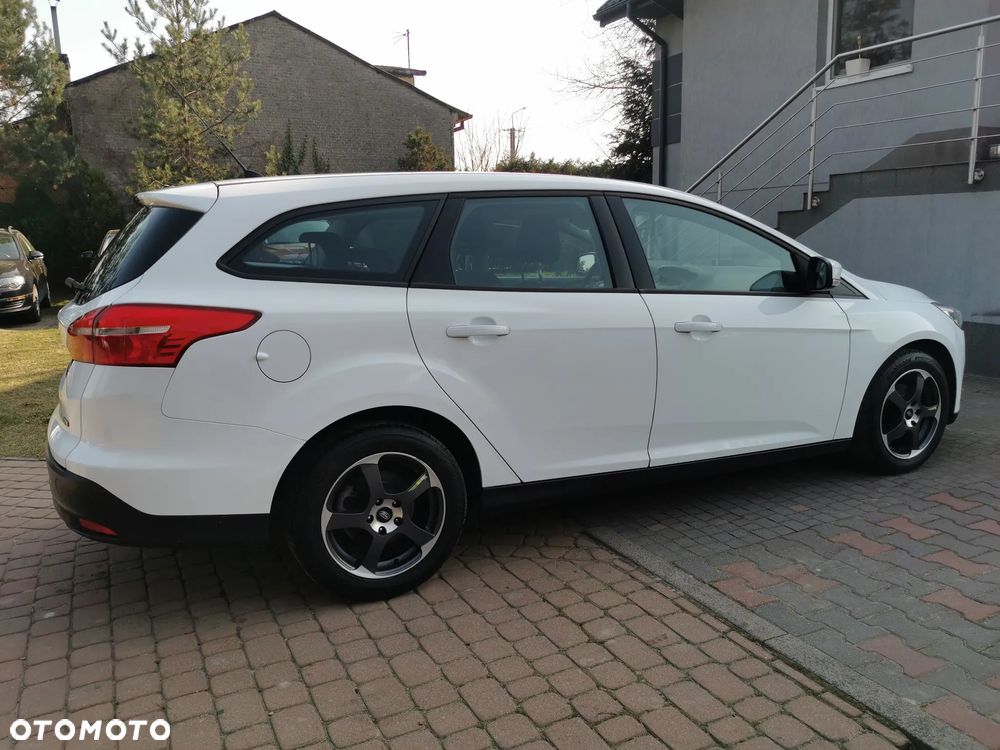 Ford Focus 1.0 EcoBoost 99g Trend Sport - 16