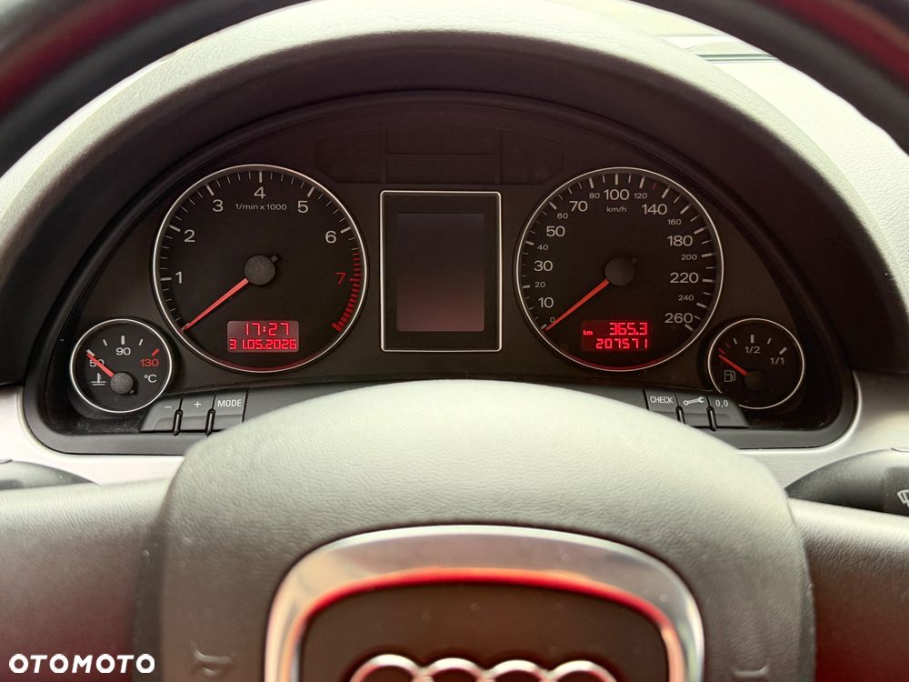 Audi A4 Limousine 1.6 - 14