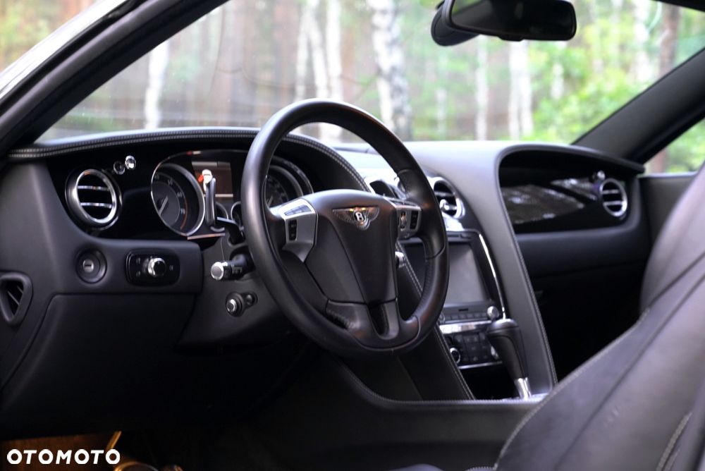 Bentley Continental GT - 12