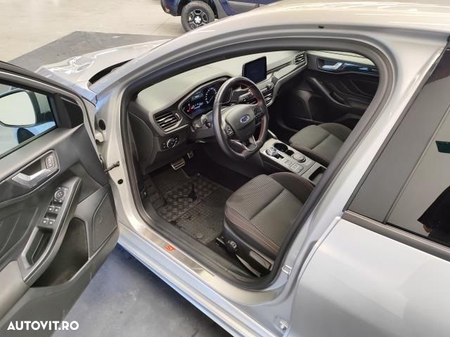 Ford Focus - 6