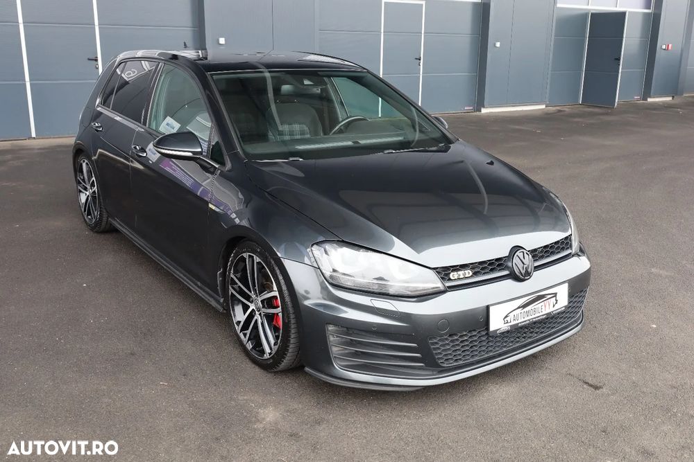Volkswagen Golf 2.0 TDI DPF BMT DSG GTD - 36
