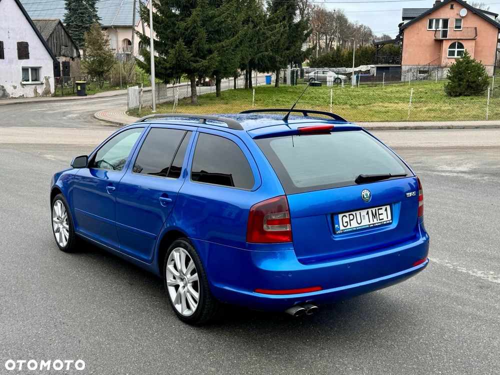 Skoda Octavia 2.0 TDI DPF RS - 2