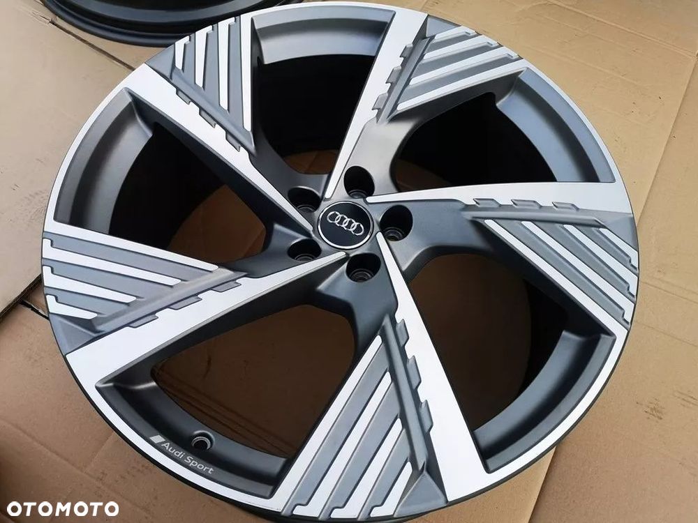 AUDI Q7 E-TRON Q7 RS6 RS7 RS5 22' 4KE - 13