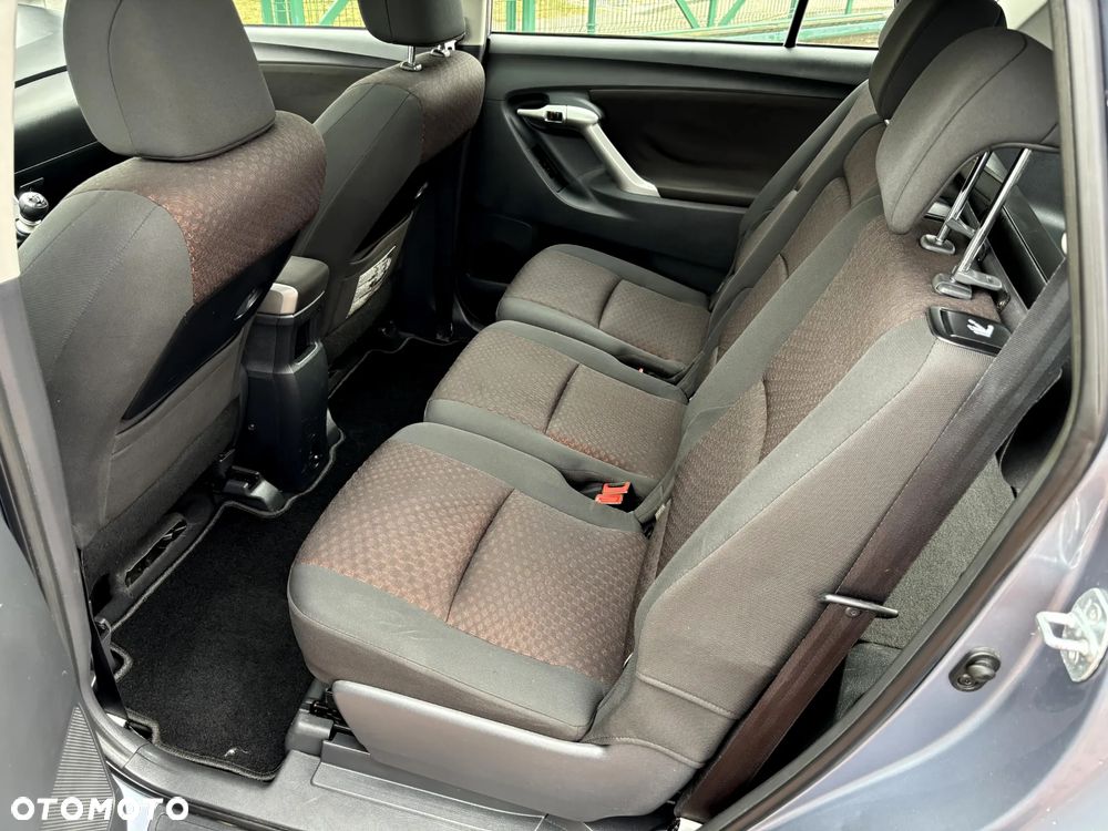 Toyota Verso 1.6 Edition - 15