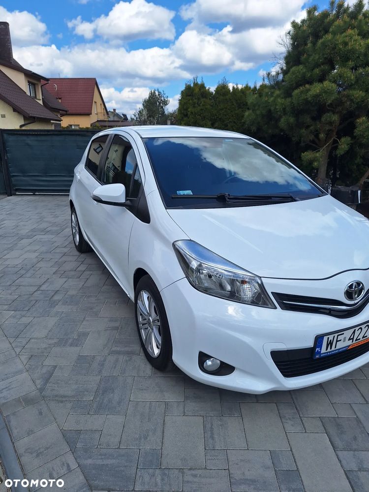 Toyota Yaris 1.4 D-4D Premium - 2