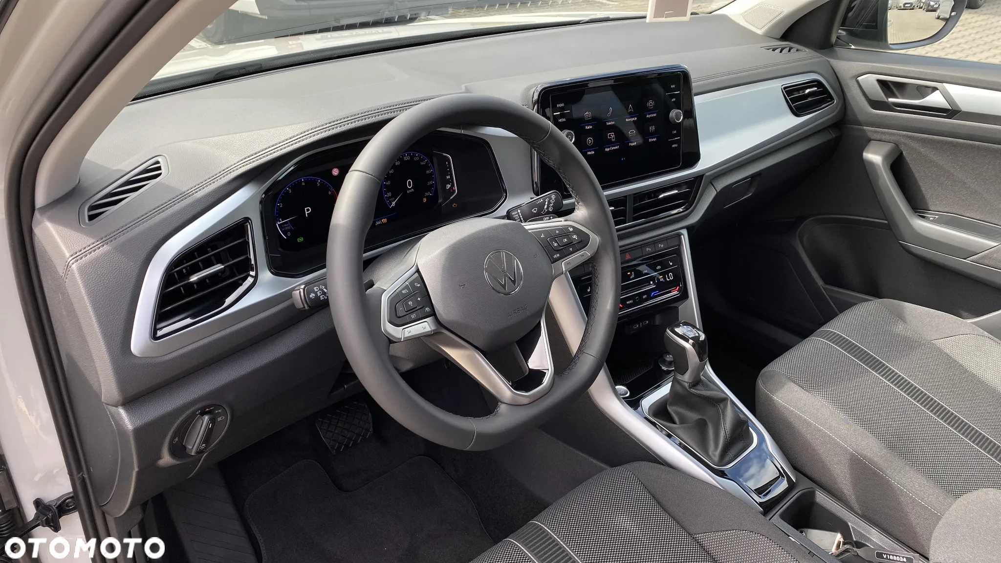 Volkswagen T-Roc 1.5 TSI Life Plus DSG - 13