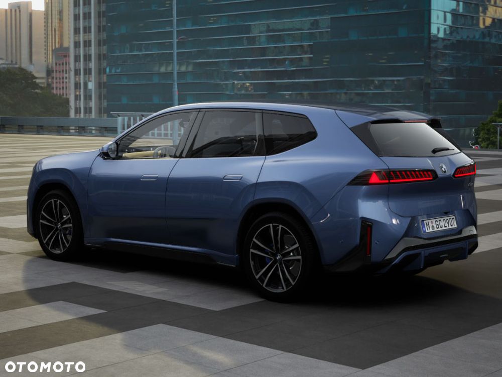 BMW iX3 - 4