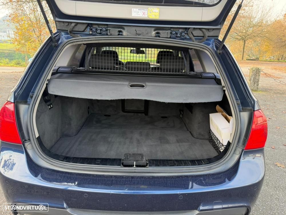 BMW 318 d Touring Line Sport - 25