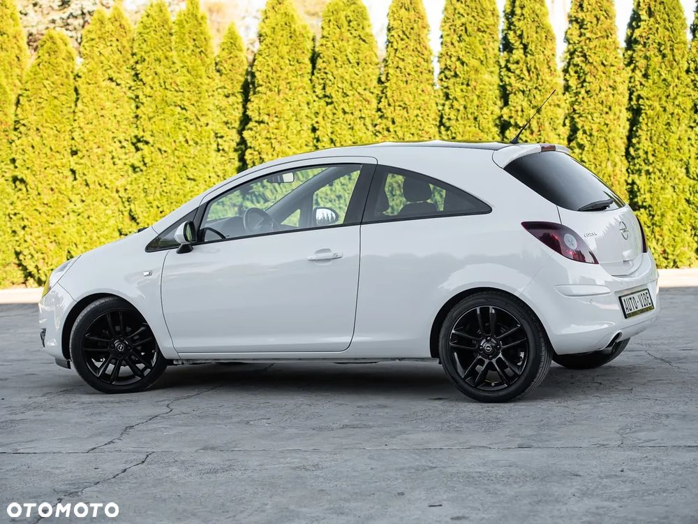 Opel Corsa 1.4 16V Sport - 10
