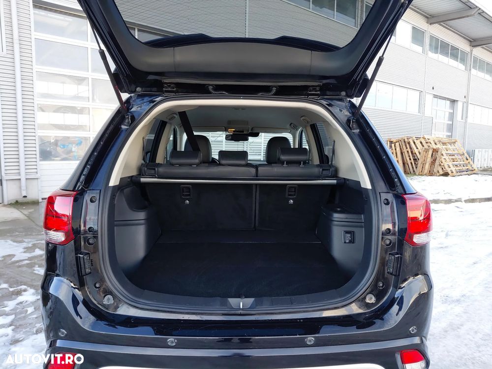 Mitsubishi Outlander 2.4 4WD Spirit - 17