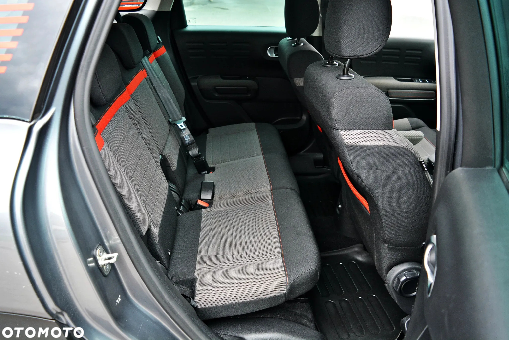 Citroën C3 Aircross 1.2 PureTech Shine S&S EAT6 - 20
