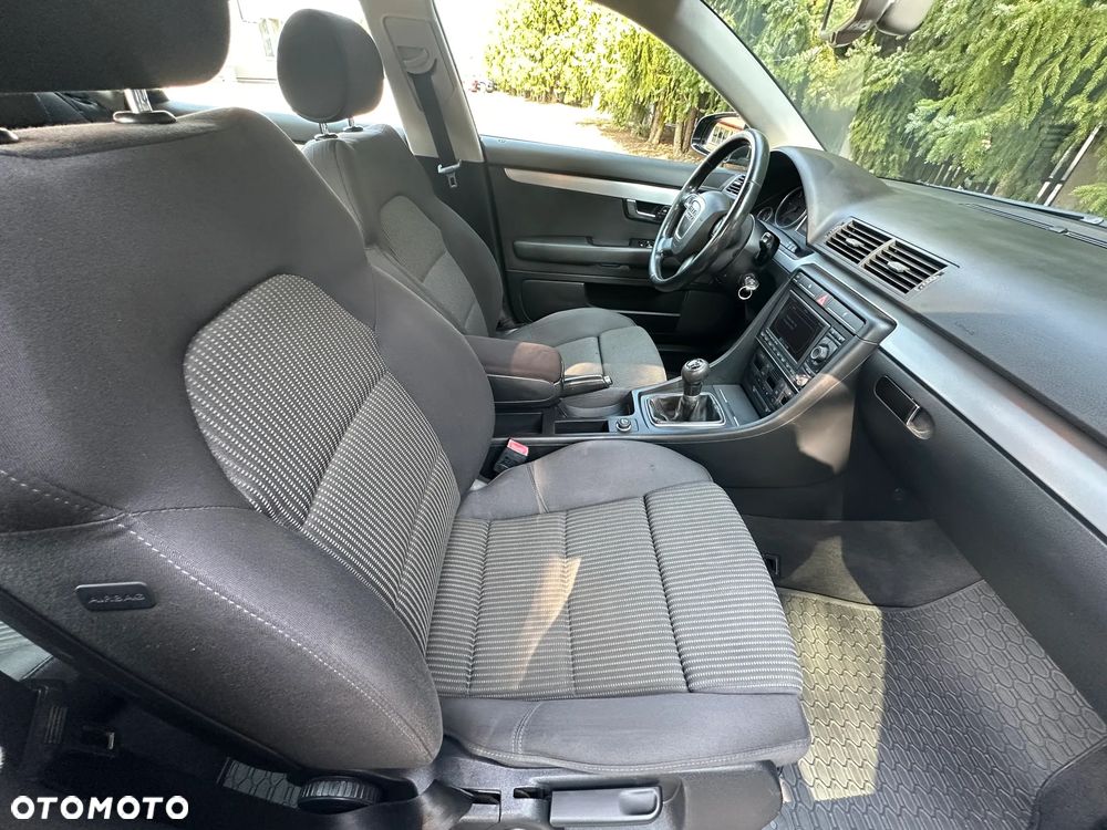 Audi A4 Avant 2.0 TDI DPF - 23