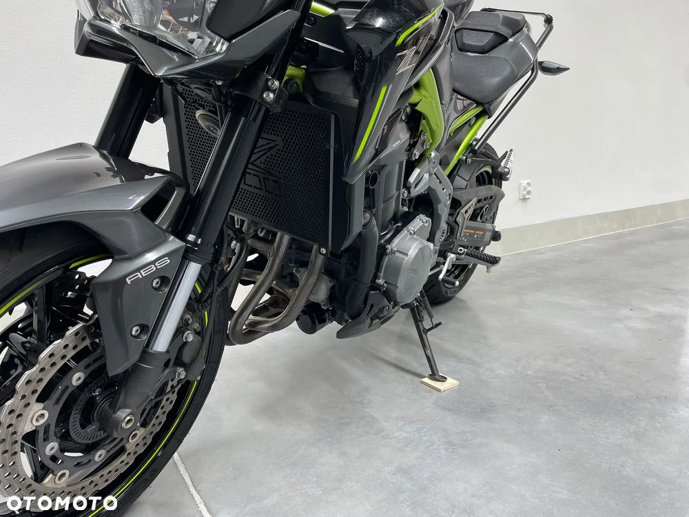 Kawasaki Z 900 - 11