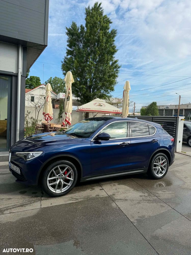 Alfa Romeo Stelvio 2.0 Turbo AWD AT8 First Edition - 6