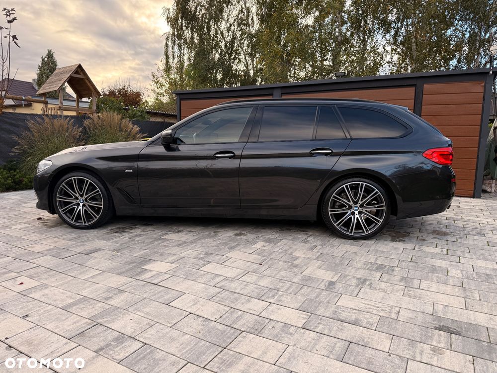 BMW Seria 5 520d Sport Line - 8