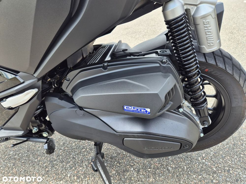 Honda ADV350 - 9