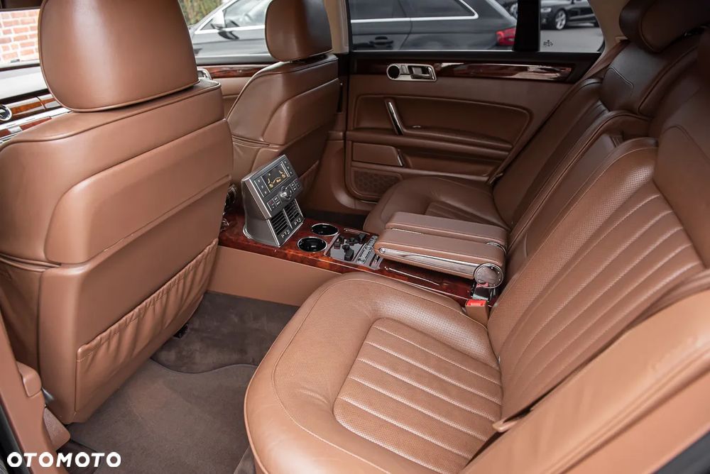 Volkswagen Phaeton 3.0 V6 TDI DPF 4MOTION langer Radstand (4 Sitzer) - 24