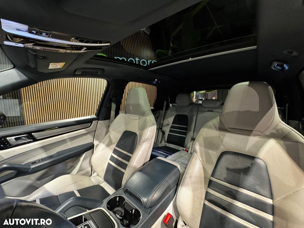Porsche Cayenne Standard - 24