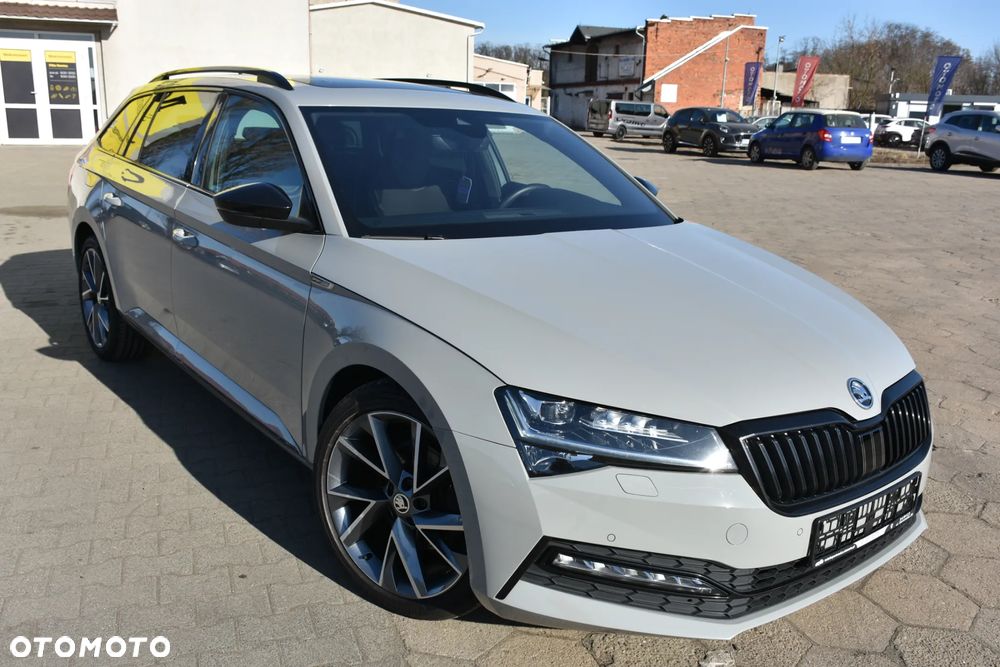Skoda Superb 2.0 TDI DSG Sportline - 3