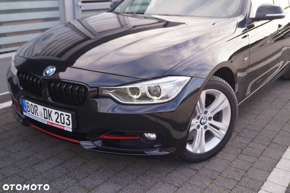 BMW Seria 3 328i xDrive Sport-Aut Sport Line - 36