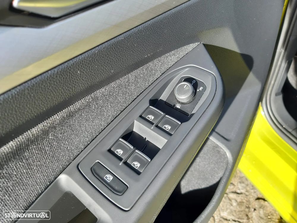 VW Golf 1.0 TSI Life - 18