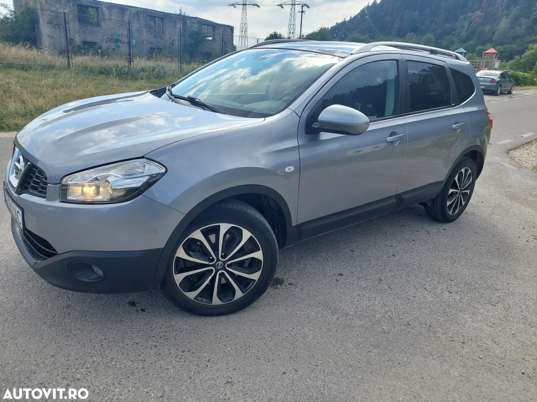 Nissan Qashqai+2 2.0 dCi DPF Tekna - 2