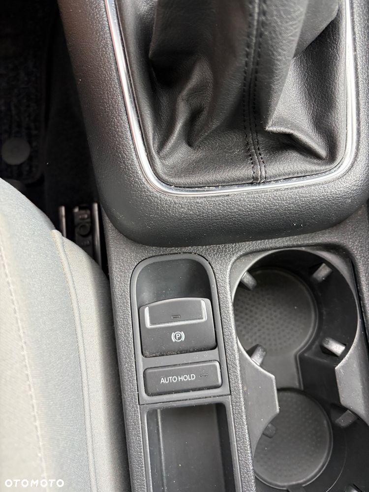 Volkswagen Tiguan - 17