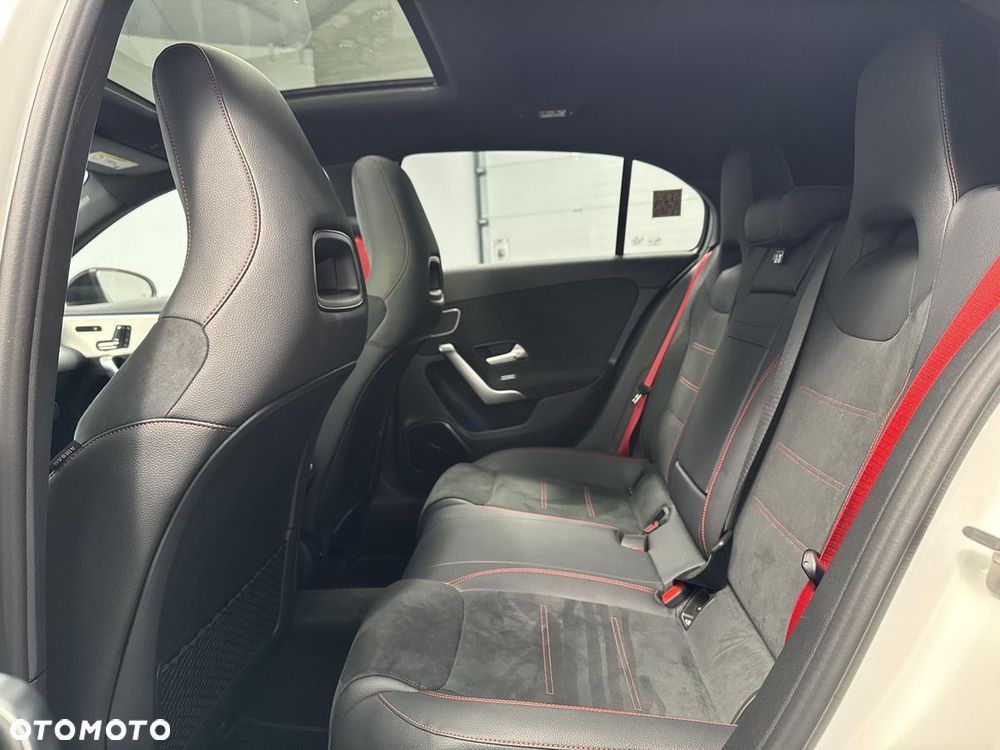 Mercedes-Benz Klasa A 35 AMG 4-Matic 8G-DCT - 21