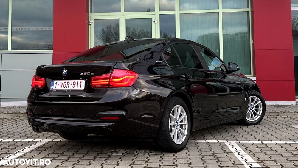BMW Seria 3 330e iPerformance Advantage - 4