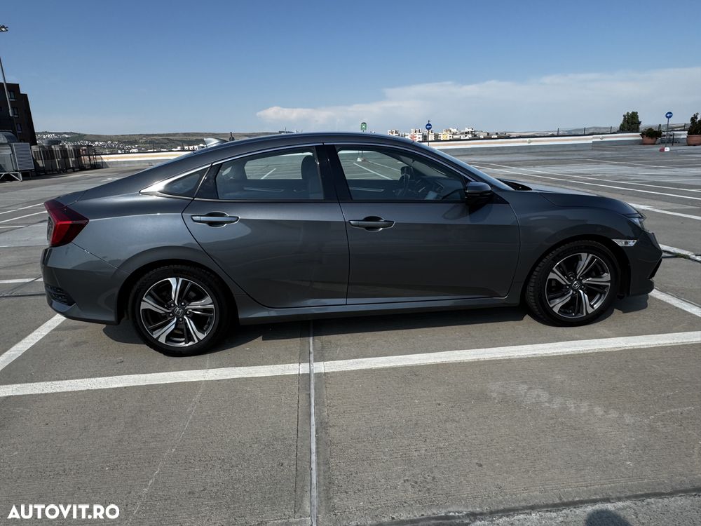Honda Civic 1.5 VTEC Turbo Elegance Navi - 4
