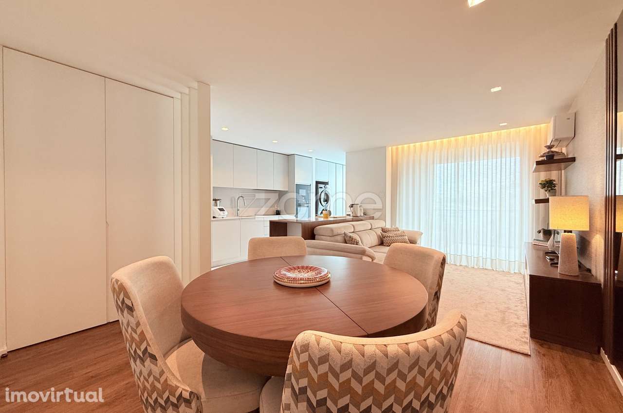 T2 com varanda e garagem | 7 Arts Gavião - Grande imagem: 2/33